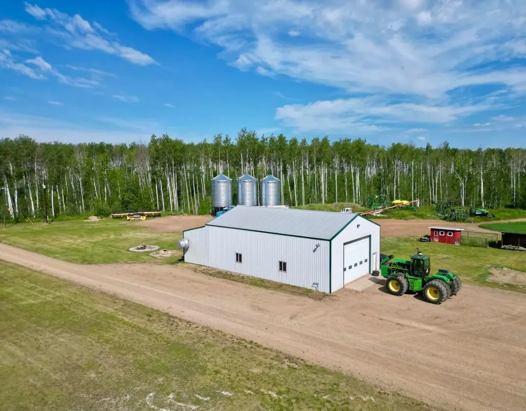 104413 Rge Road 182 La Crete AB T0H2H0