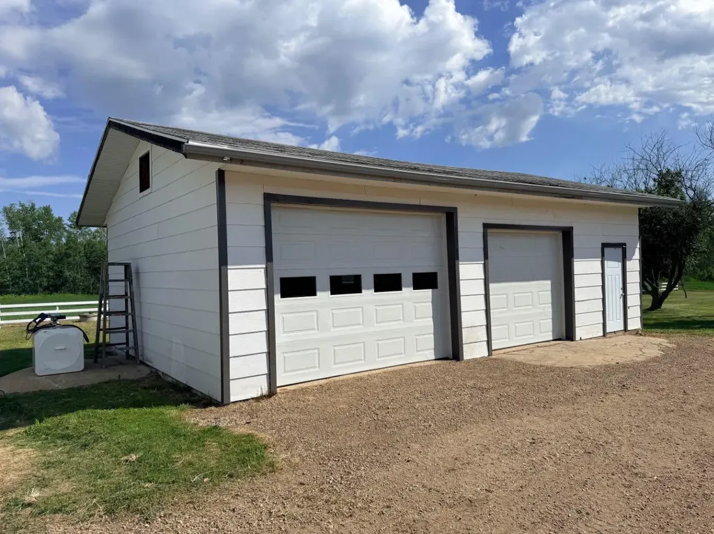 104413 Rge Road 182 La Crete AB T0H2H0