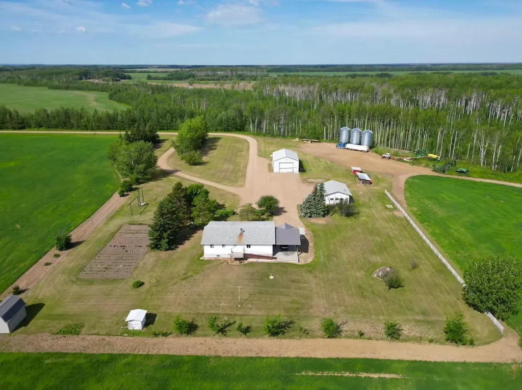 104413 Rge Road 182 La Crete AB T0H2H0