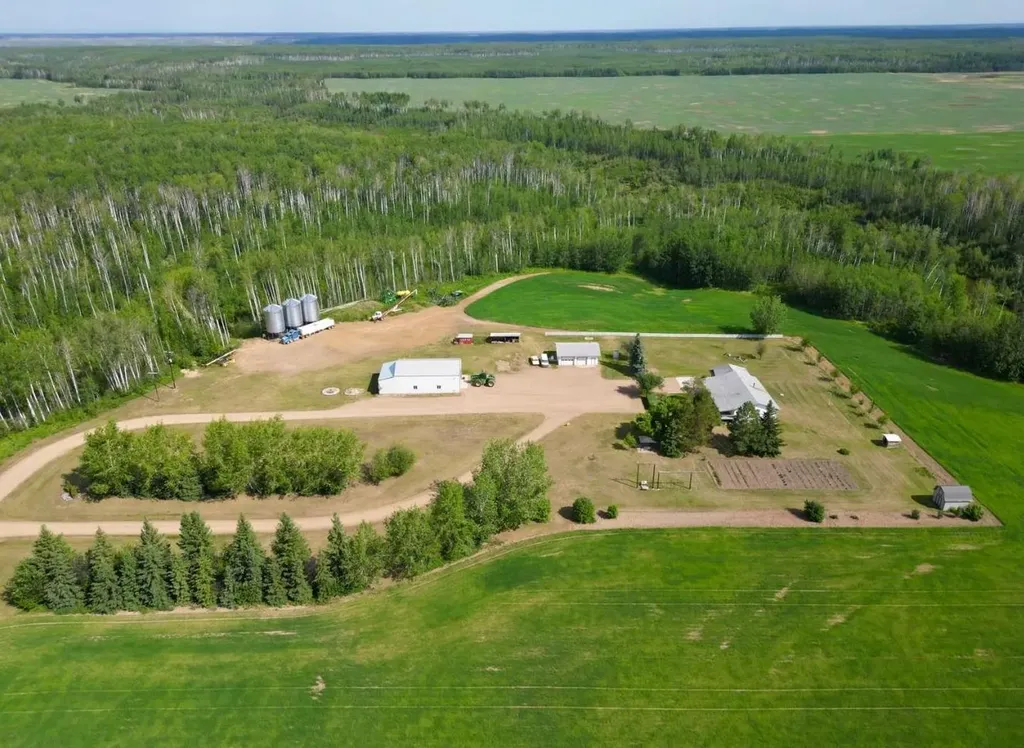 104413 Rge Road 182 La Crete AB T0H2H0
