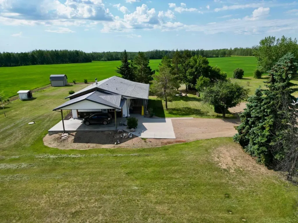 104413 Rge Road 182 La Crete AB T0H2H0
