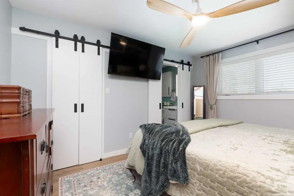 230 Heritage Close W Lethbridge AB T1K 6R9