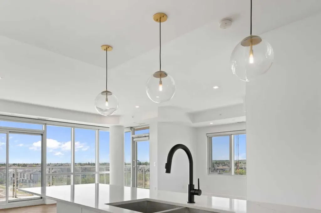 8505 Broadcast Avenue SW Calgary AB T3H 6B5