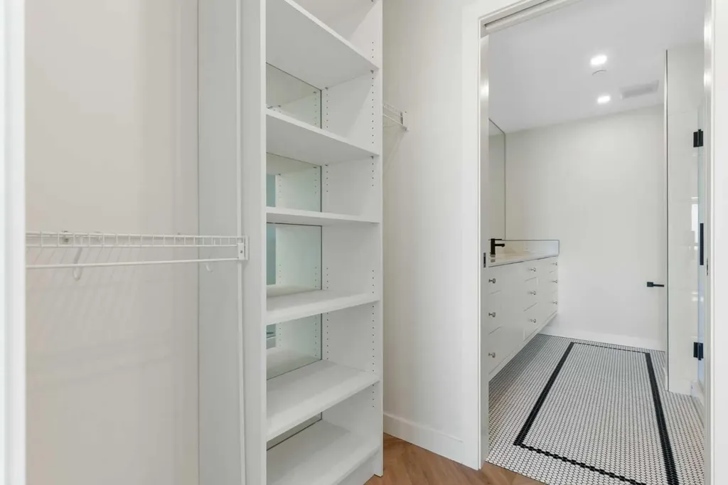 8505 Broadcast Avenue SW Calgary AB T3H 6B5
