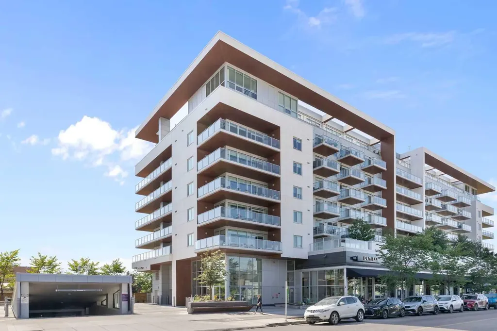8505 Broadcast Avenue SW Calgary AB T3H 6B5