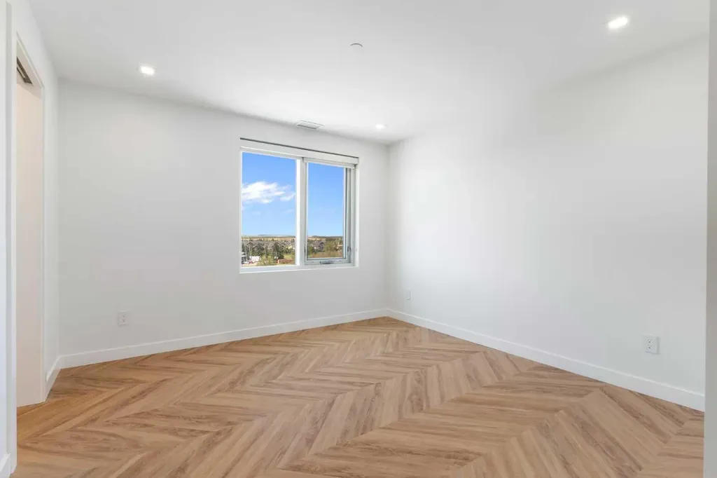 8505 Broadcast Avenue SW Calgary AB T3H 6B5