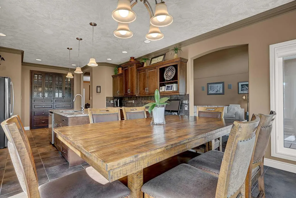 1130 Redlow Drive Beaverlodge AB T0H 0C0