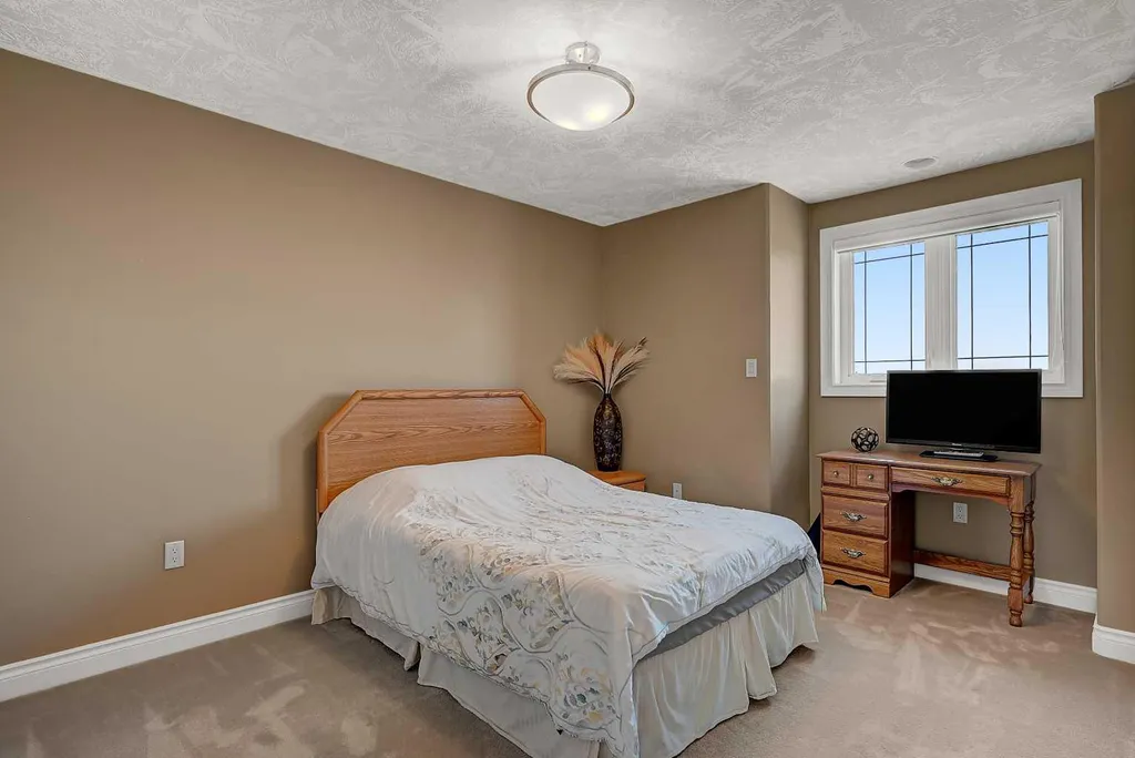 1130 Redlow Drive Beaverlodge AB T0H 0C0