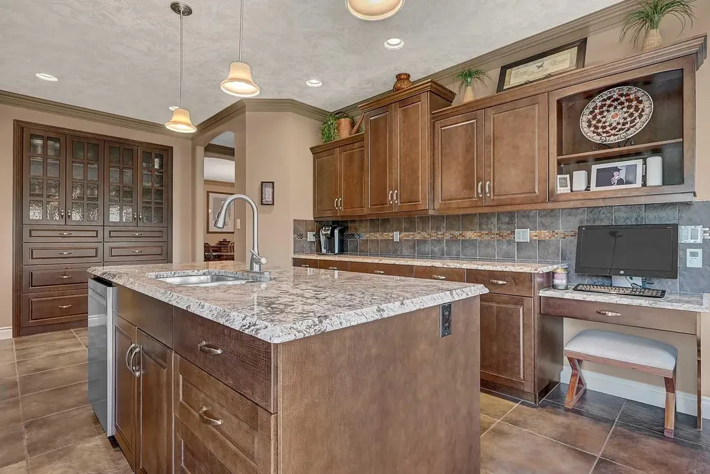 1130 Redlow Drive Beaverlodge AB T0H 0C0
