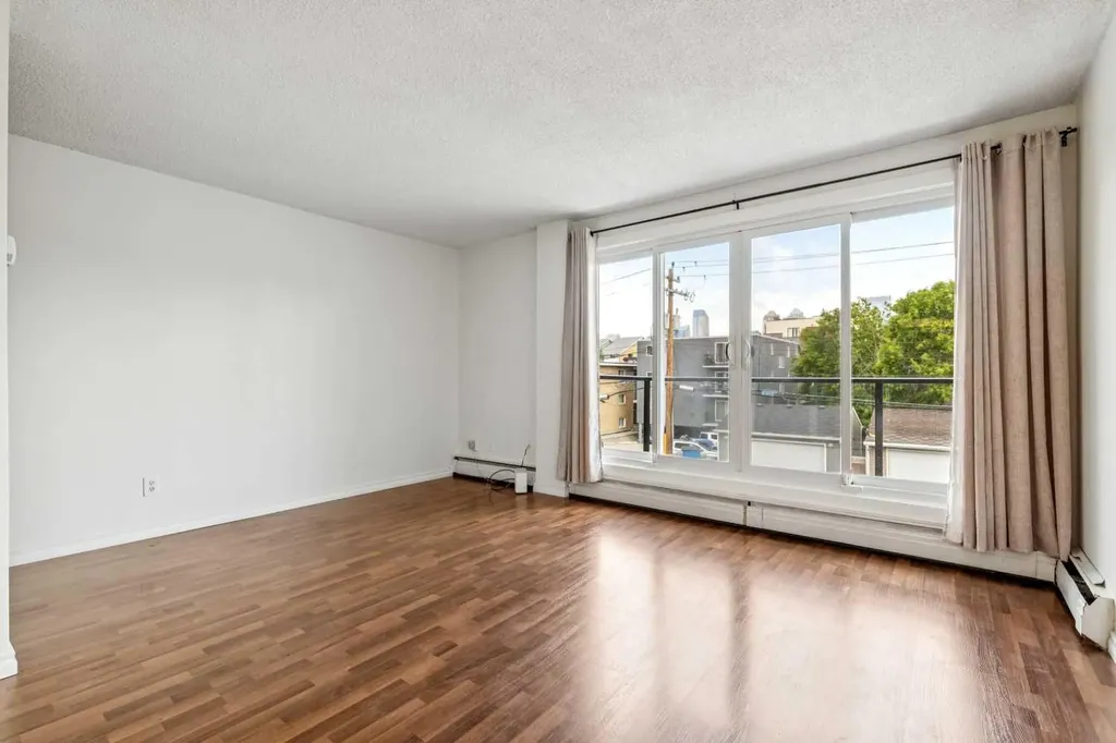 110 24 Avenue SW Calgary AB T2S 0J9