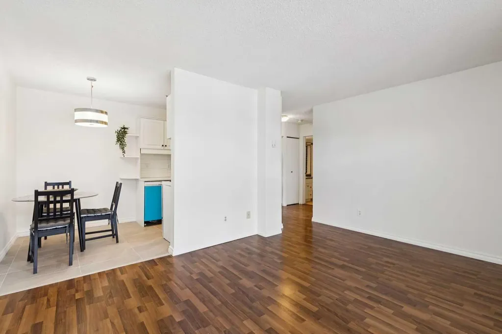 110 24 Avenue SW Calgary AB T2S 0J9