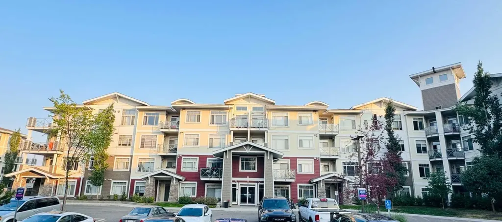 16 Auburn Bay Link SE Calgary AB T3M 1Z6