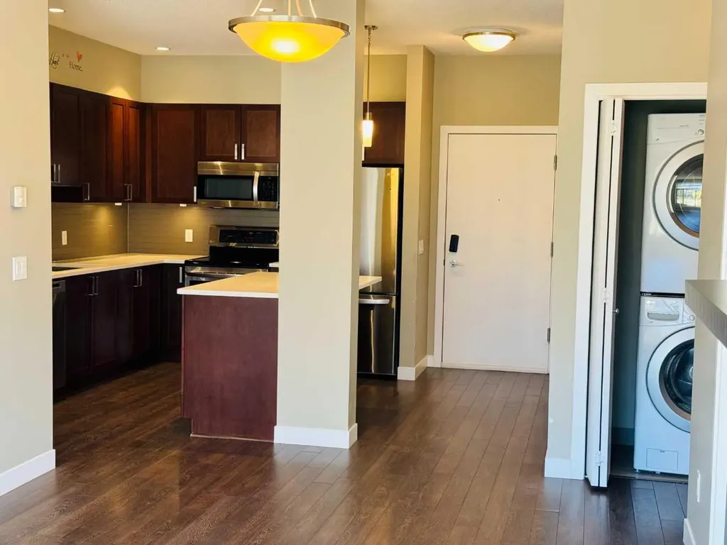 16 Auburn Bay Link SE Calgary AB T3M 1Z6