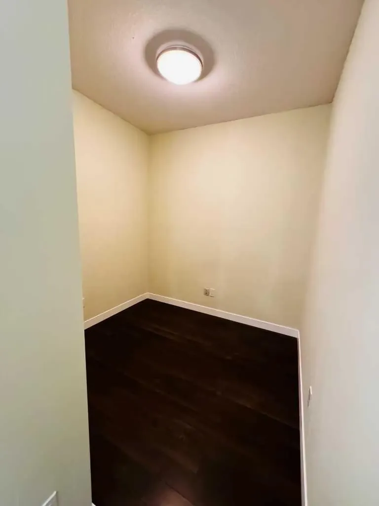 16 Auburn Bay Link SE Calgary AB T3M 1Z6