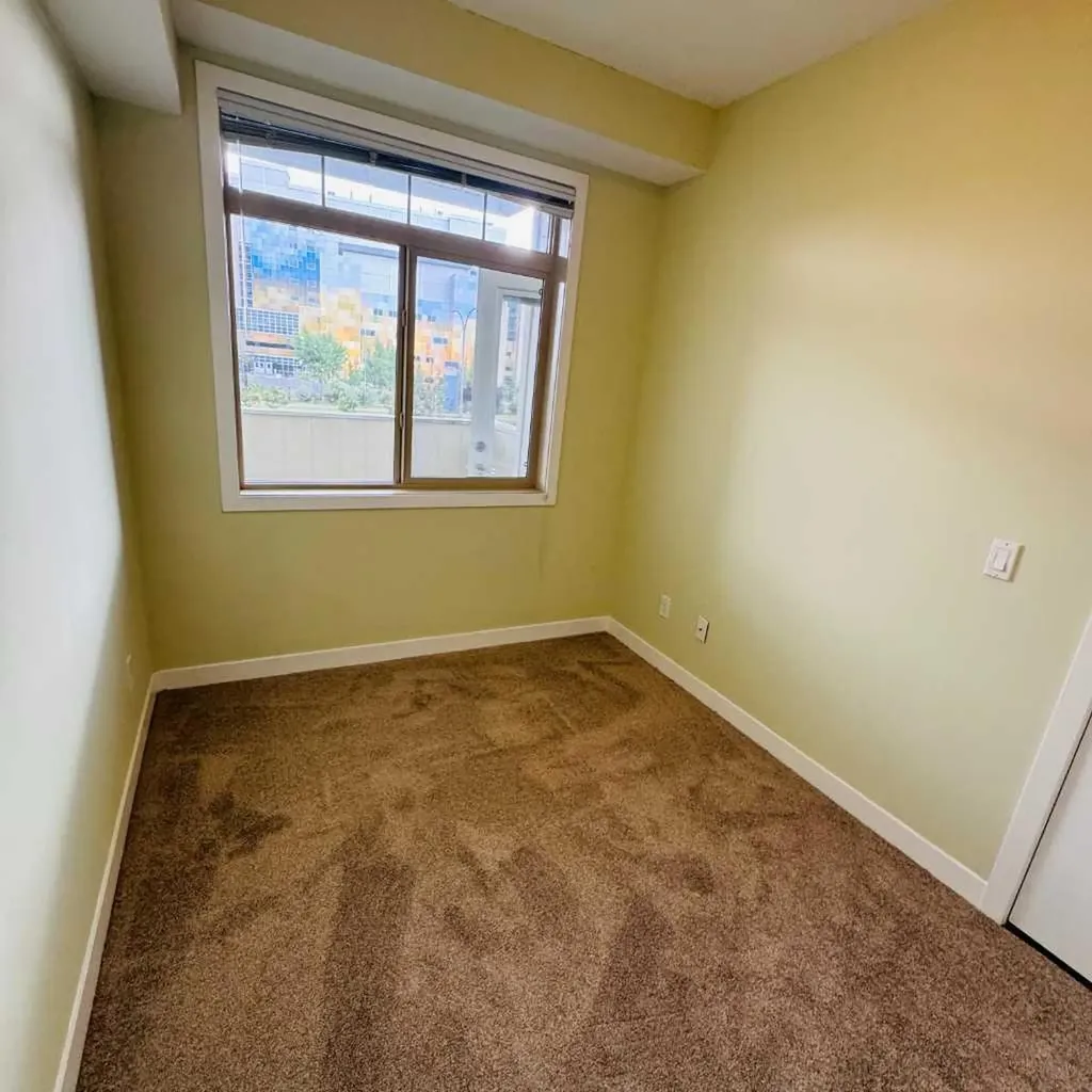 16 Auburn Bay Link SE Calgary AB T3M 1Z6