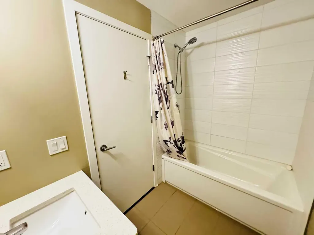 16 Auburn Bay Link SE Calgary AB T3M 1Z6