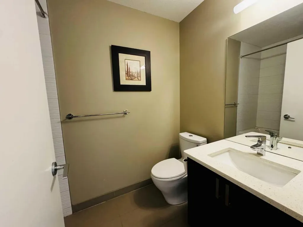 16 Auburn Bay Link SE Calgary AB T3M 1Z6