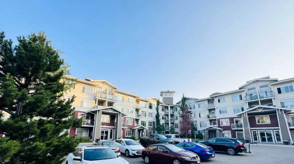 16 Auburn Bay Link SE Calgary AB T3M 1Z6