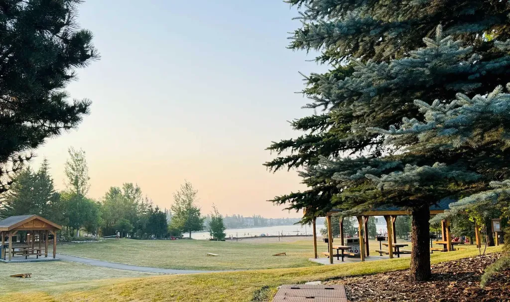 16 Auburn Bay Link SE Calgary AB T3M 1Z6