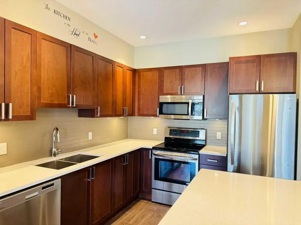 16 Auburn Bay Link SE Calgary AB T3M 1Z6
