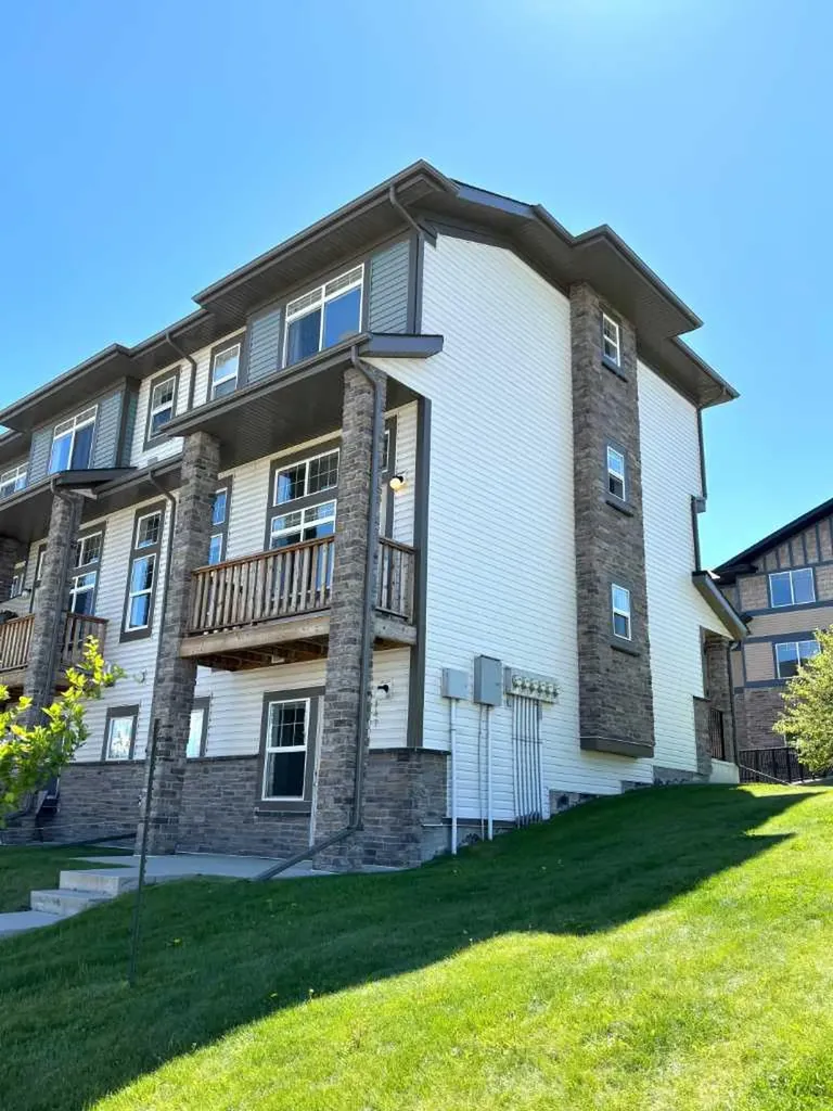 147 Panatella Hill Calgary AB T3K0S7