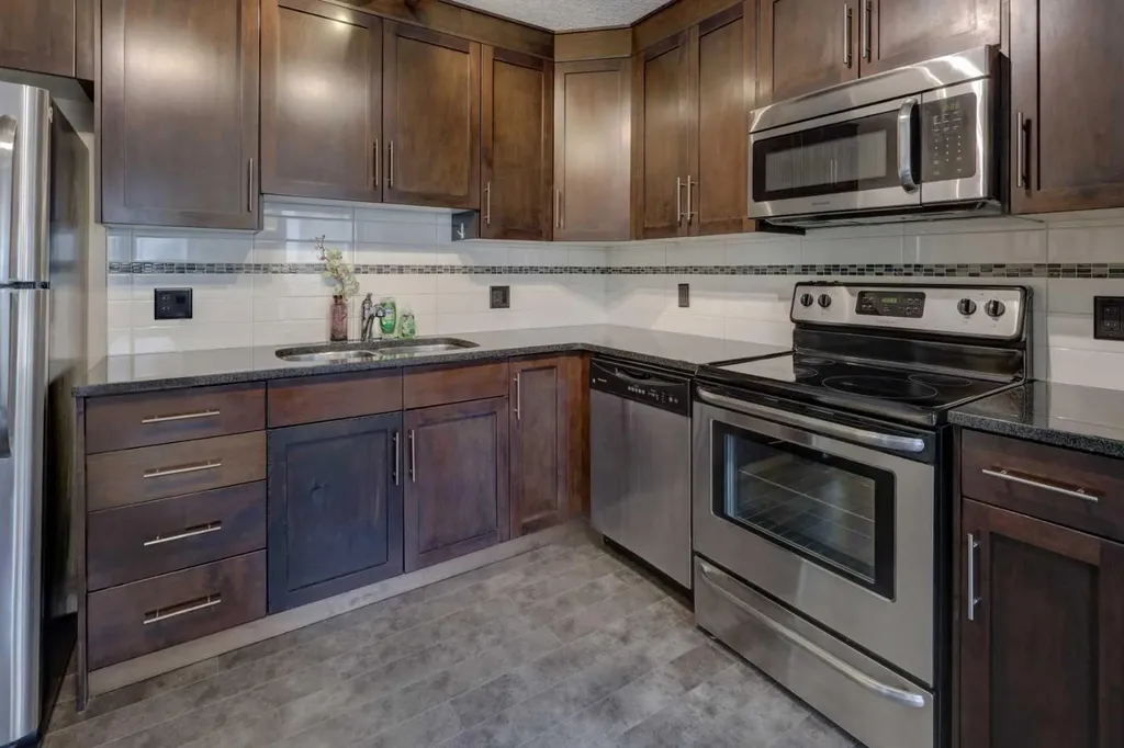 147 Panatella Hill Calgary AB T3K0S7