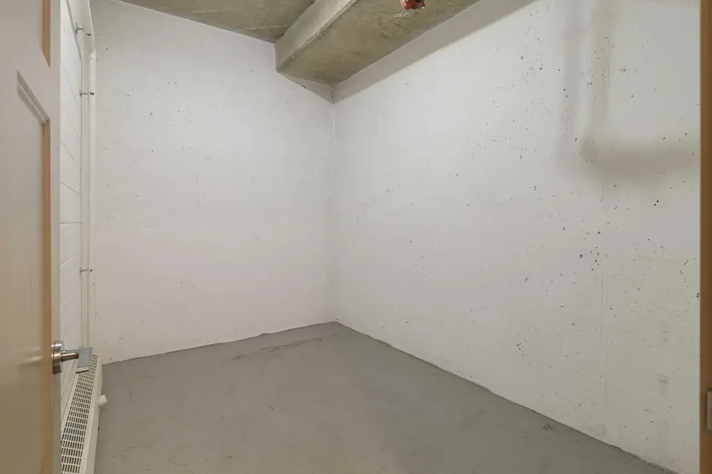 99 Spruce Place SW Calgary AB T3C 3X7