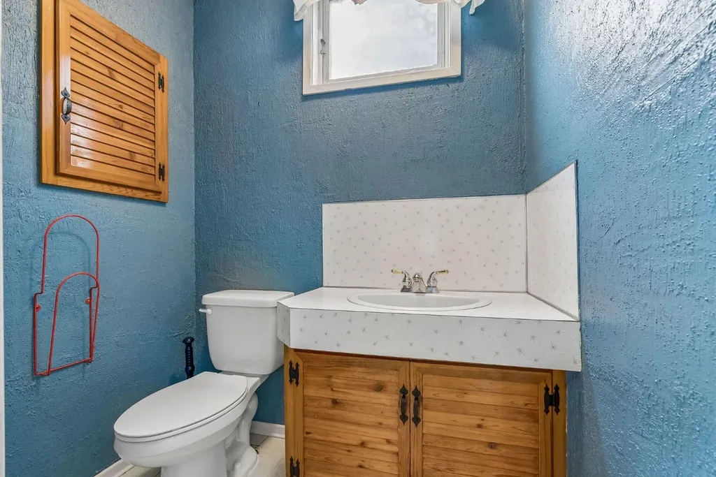 3217 Elbow Drive SW Calgary AB T2S 2J4