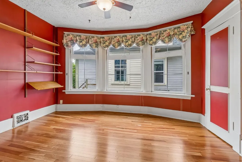 3217 Elbow Drive SW Calgary AB T2S 2J4