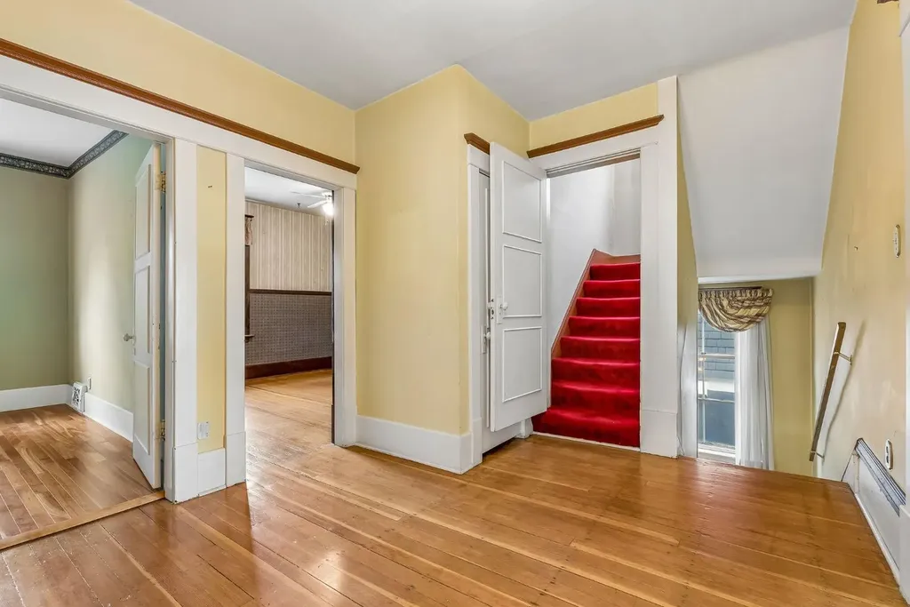 3217 Elbow Drive SW Calgary AB T2S 2J4
