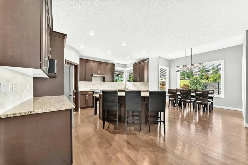 105 Westmount Green Okotoks AB T1S 2L3