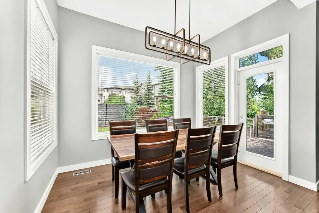 105 Westmount Green Okotoks AB T1S 2L3