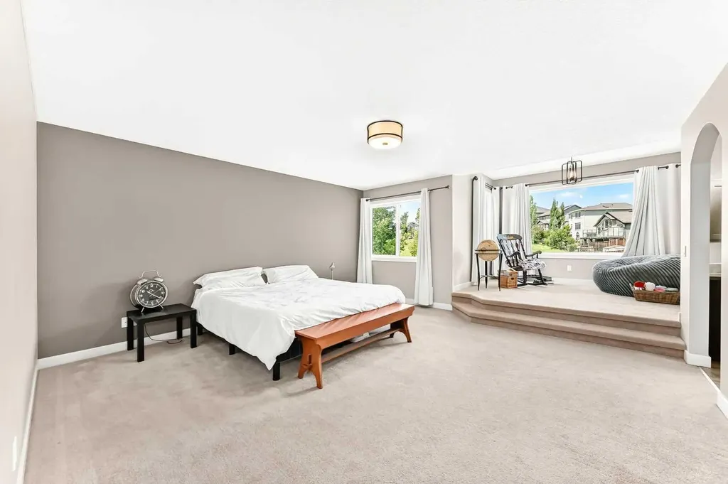 105 Westmount Green Okotoks AB T1S 2L3