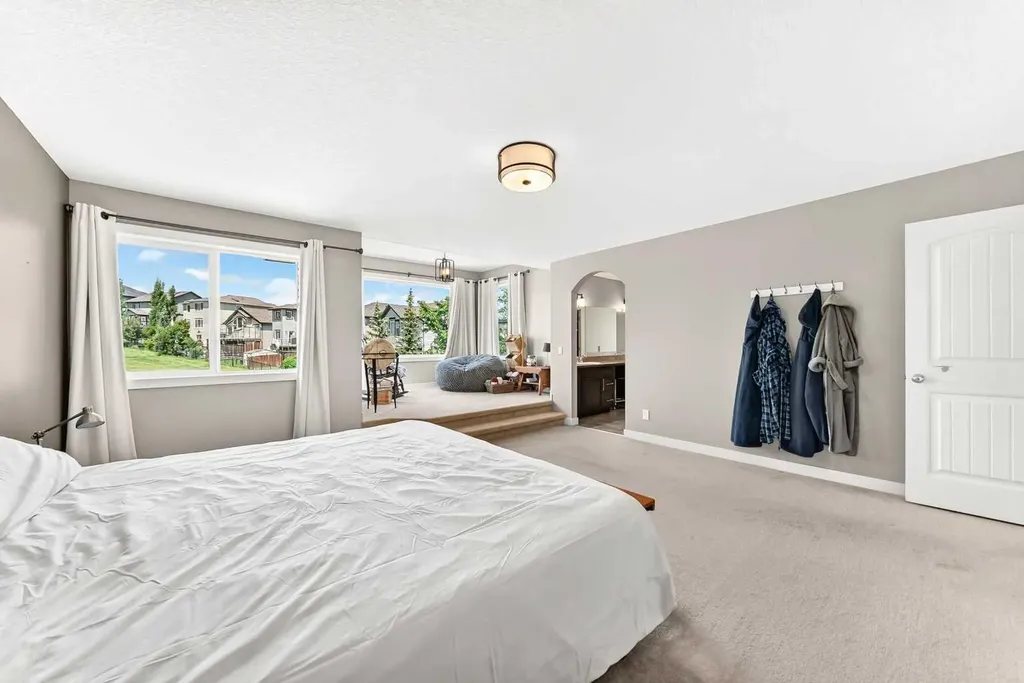 105 Westmount Green Okotoks AB T1S 2L3