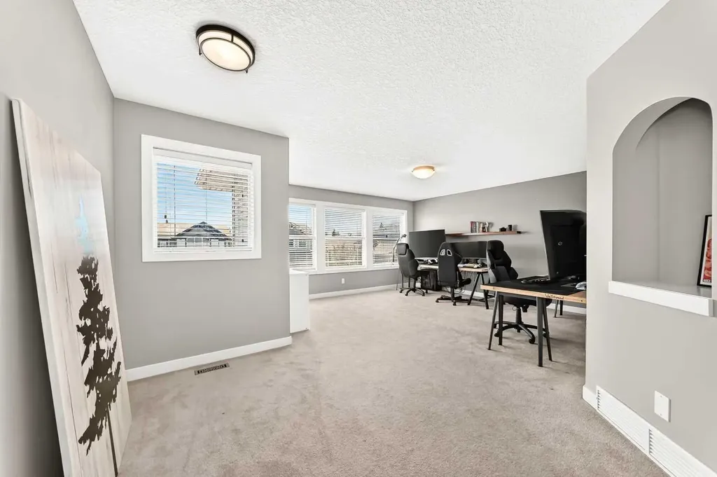 105 Westmount Green Okotoks AB T1S 2L3