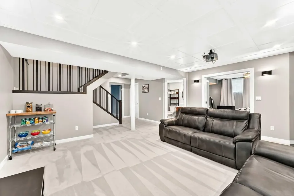 105 Westmount Green Okotoks AB T1S 2L3