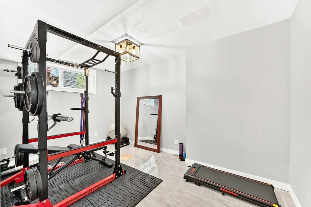 105 Westmount Green Okotoks AB T1S 2L3