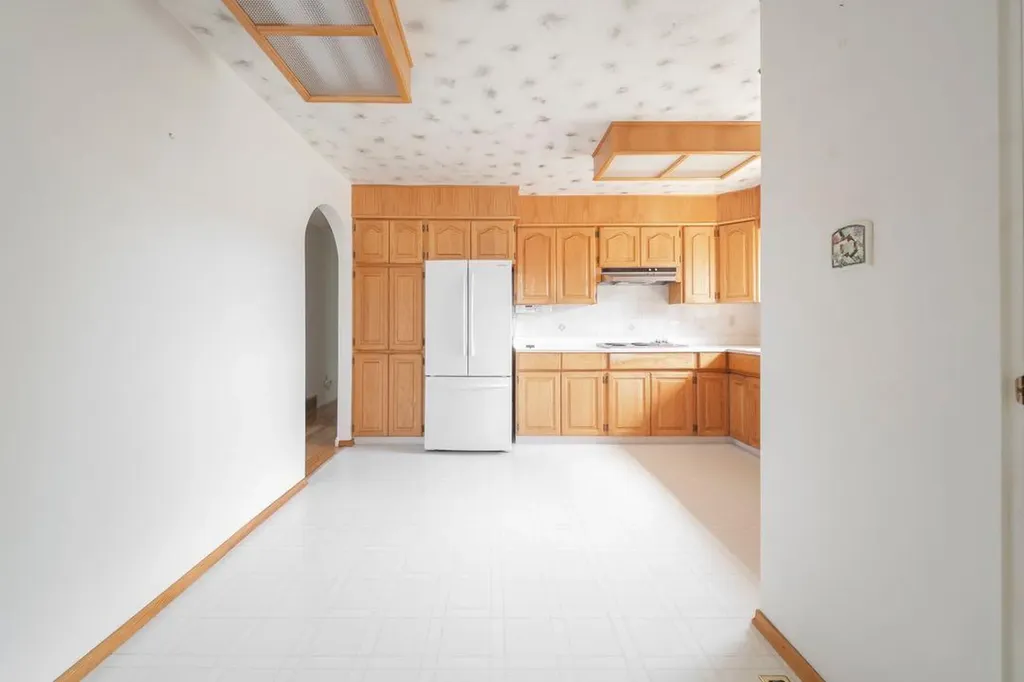 70 Hill Drive Fort Mcmurray AB T9H 2A2