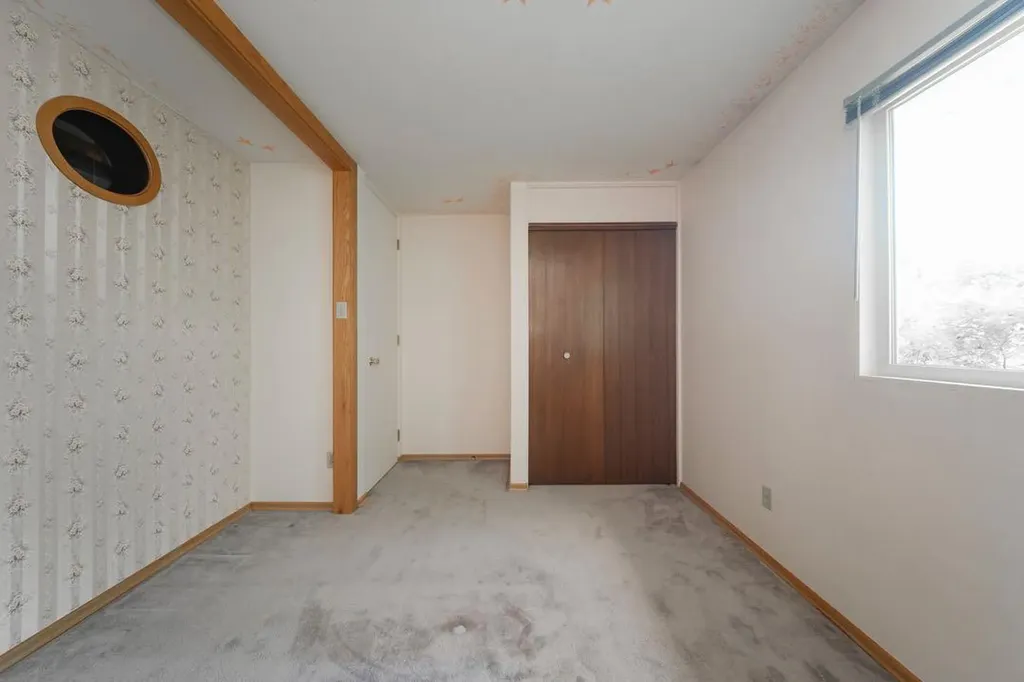 70 Hill Drive Fort Mcmurray AB T9H 2A2