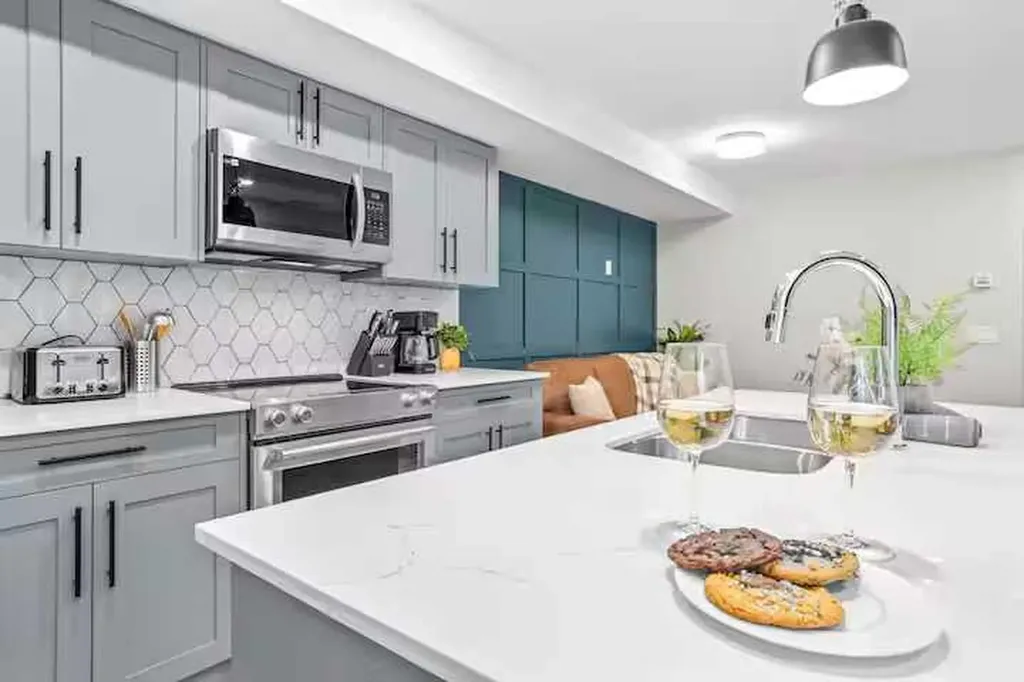 1106 Bow Valley Trail Canmore AB T1W1N6