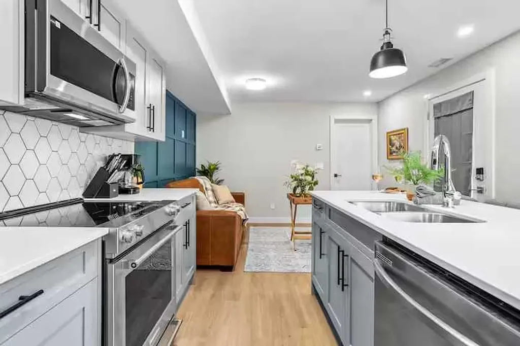 1106 Bow Valley Trail Canmore AB T1W1N6