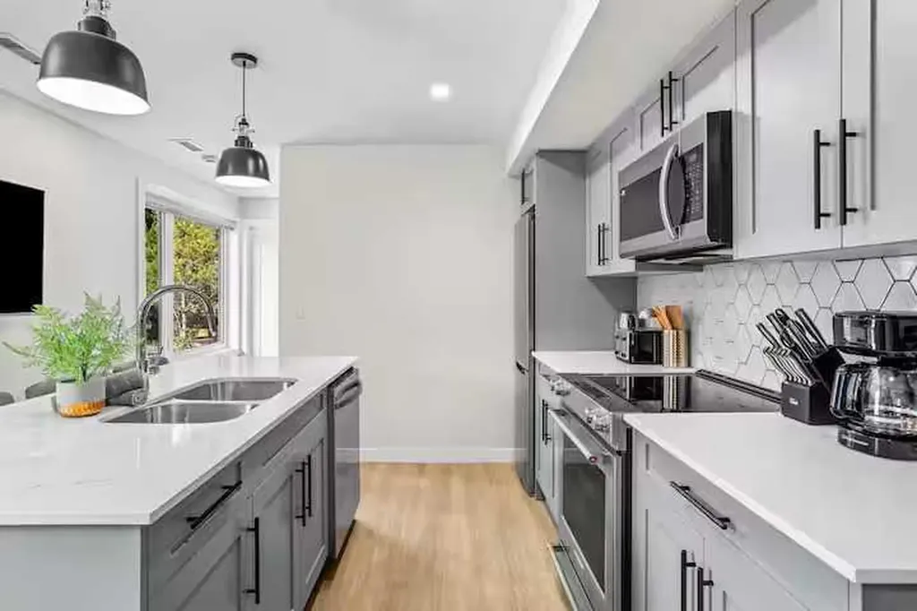 1106 Bow Valley Trail Canmore AB T1W1N6