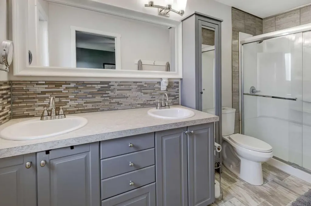 4 Willow Point Drumheller AB T0J 0Y5