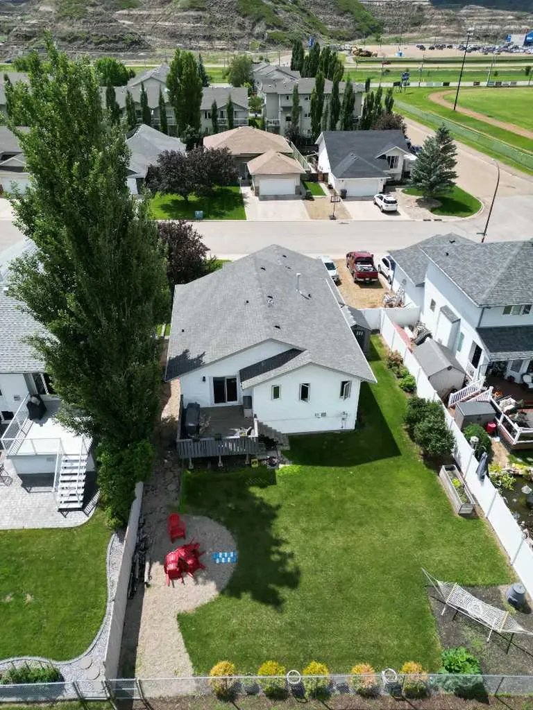 4 Willow Point Drumheller AB T0J 0Y5