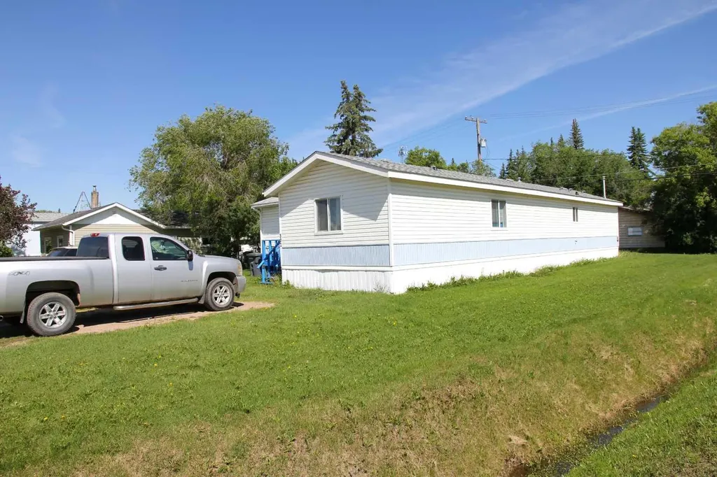 302 1 Avenue W Maidstone SK S0M 1M0