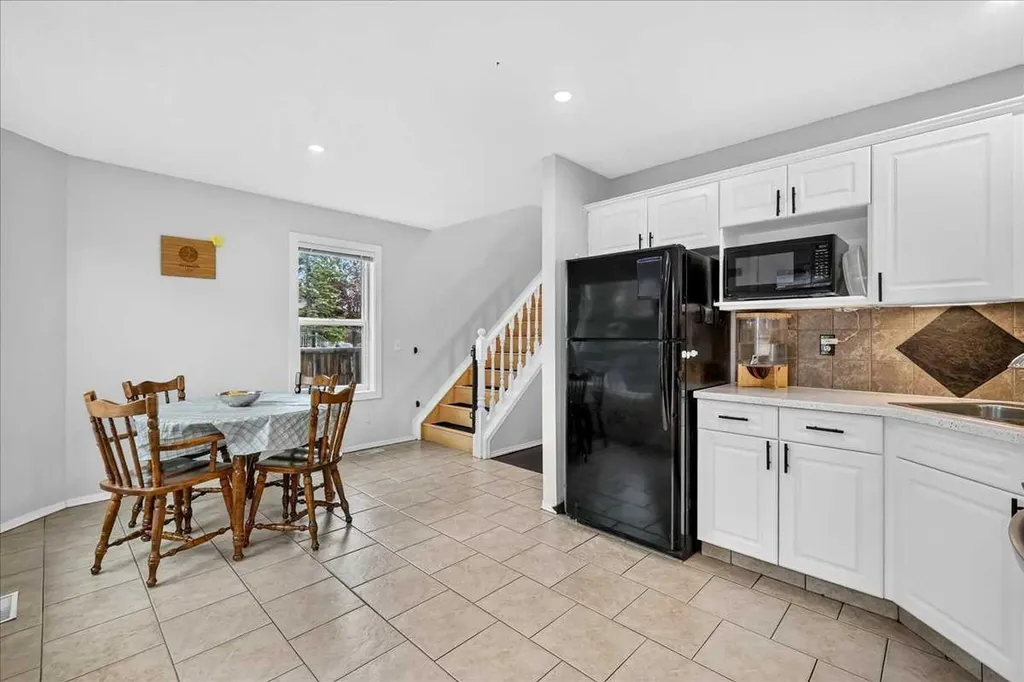 39 Bridlewood Avenue SW Calgary AB T2Y3T3