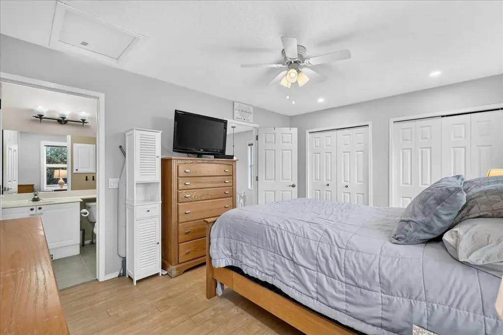 39 Bridlewood Avenue SW Calgary AB T2Y3T3