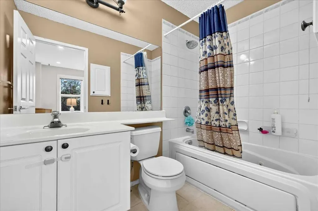 39 Bridlewood Avenue SW Calgary AB T2Y3T3