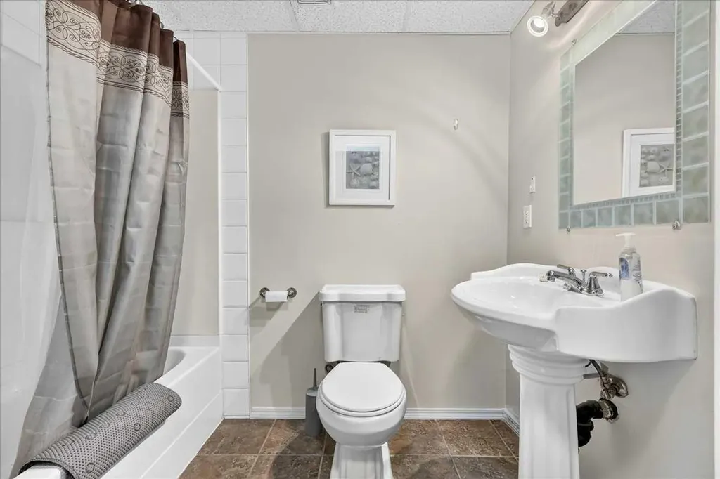39 Bridlewood Avenue SW Calgary AB T2Y3T3