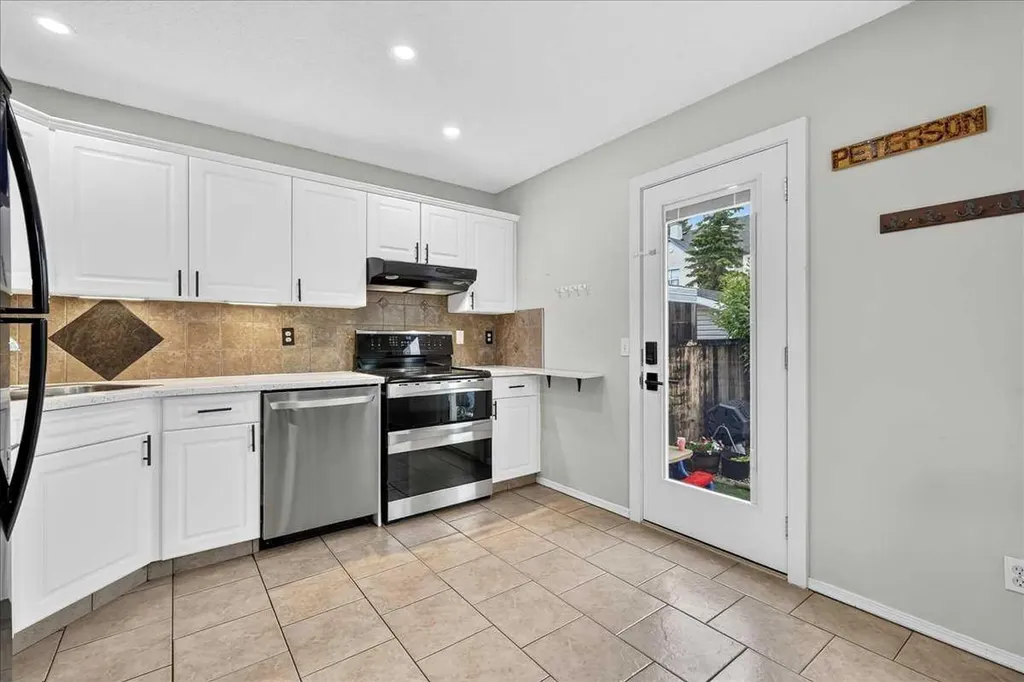 39 Bridlewood Avenue SW Calgary AB T2Y3T3